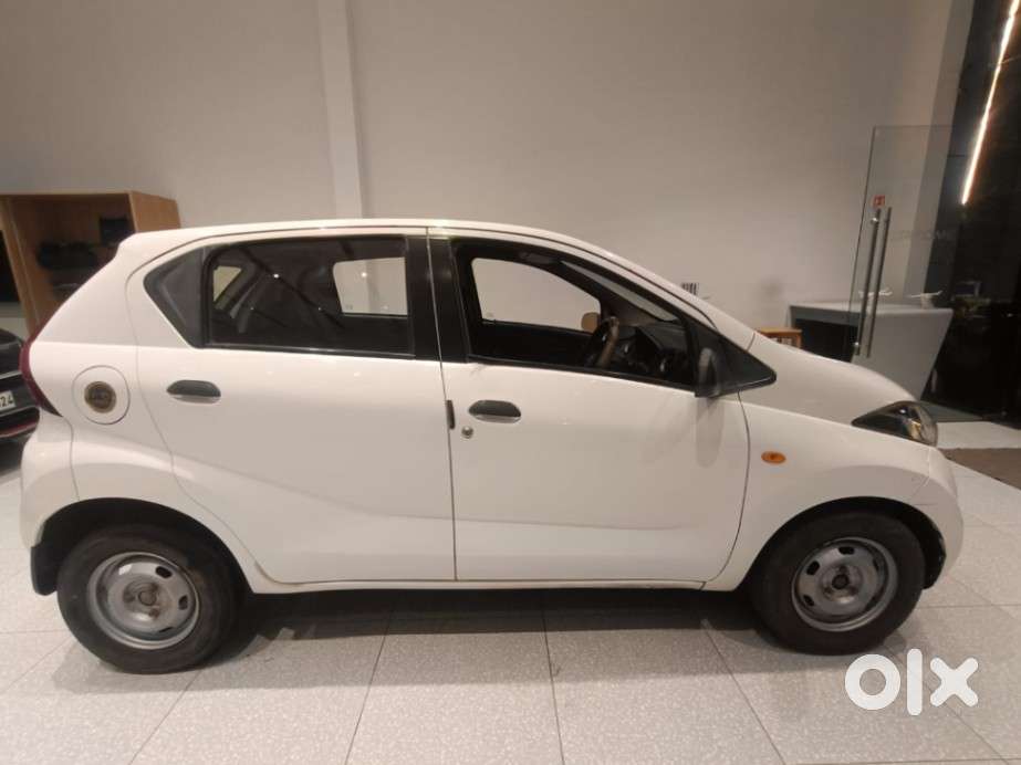 Datsun Redigo Sv 1.0, 2017, Petrol