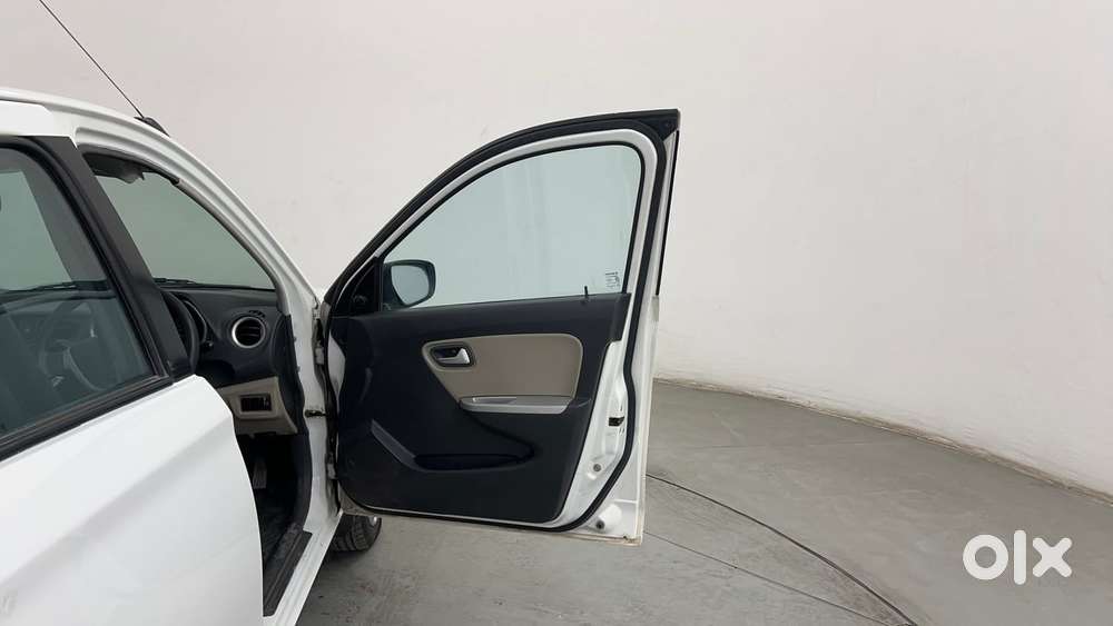 Maruti Suzuki Alto K10 1.0 Vxi Amt, 2016, Petrol