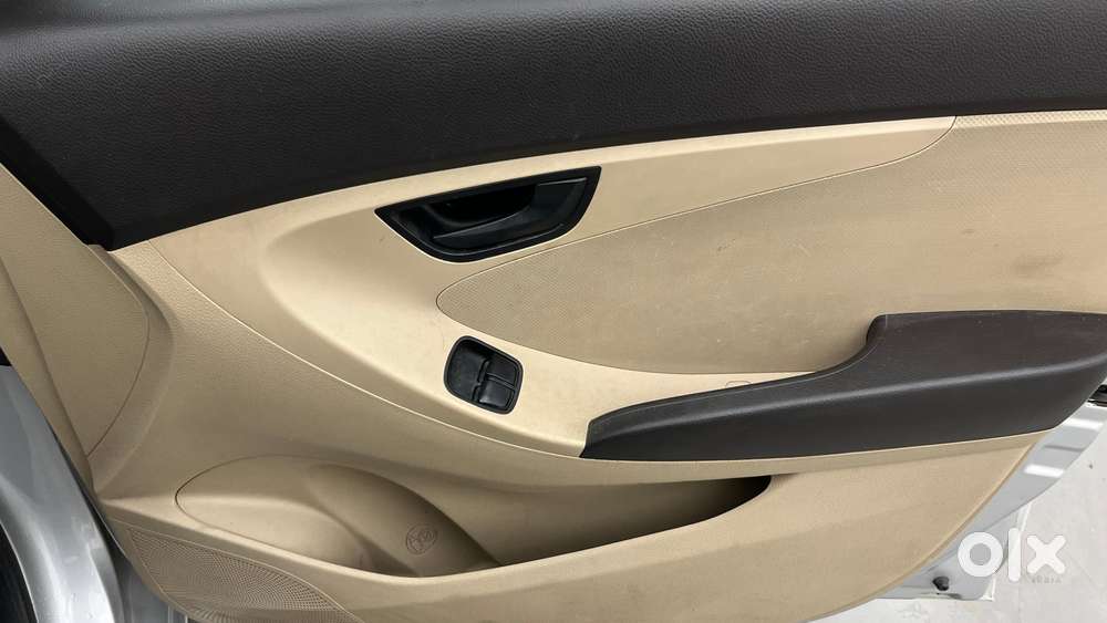 Hyundai Eon Magna +, 2015, Petrol
