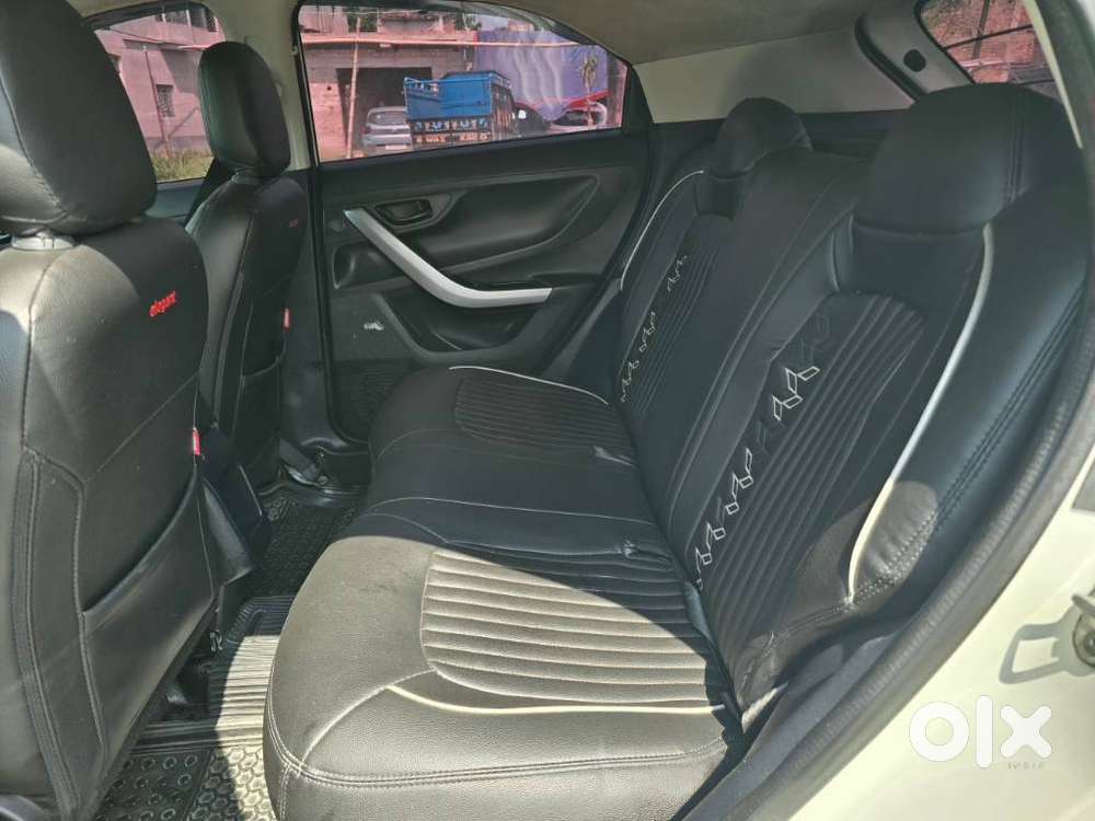 Tata Nexon 1.2 Revotron Xt, 2020, Petrol