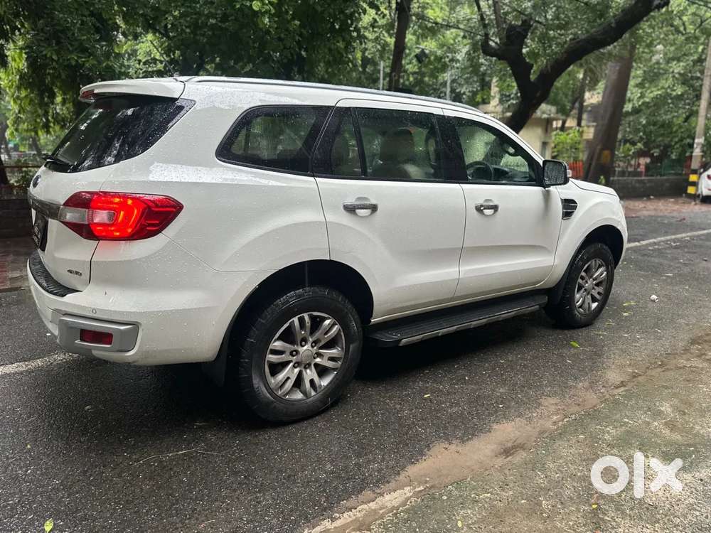 Ford Endeavour 3.2 Titanium At 4x4, 2017, Diesel