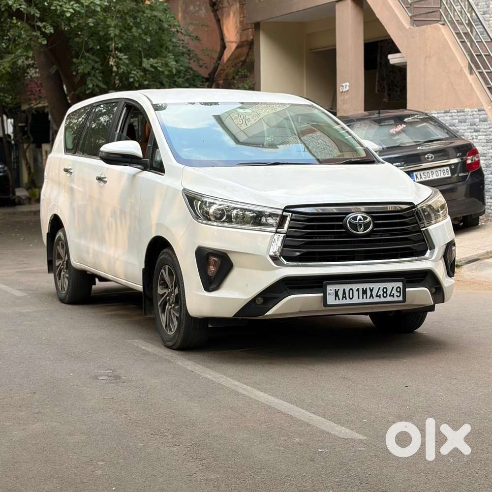Toyota Innova Crysta 2.4 V, 2022, Diesel