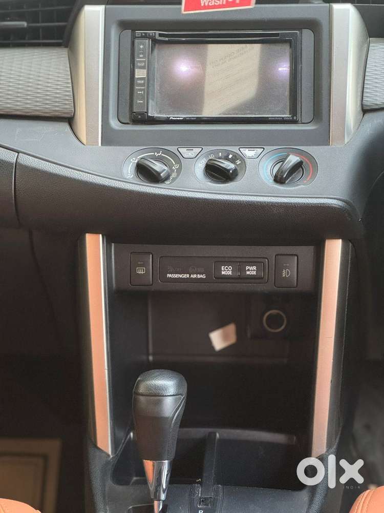 Toyota Innova Crysta 2.8 Gx At, 2017, Diesel