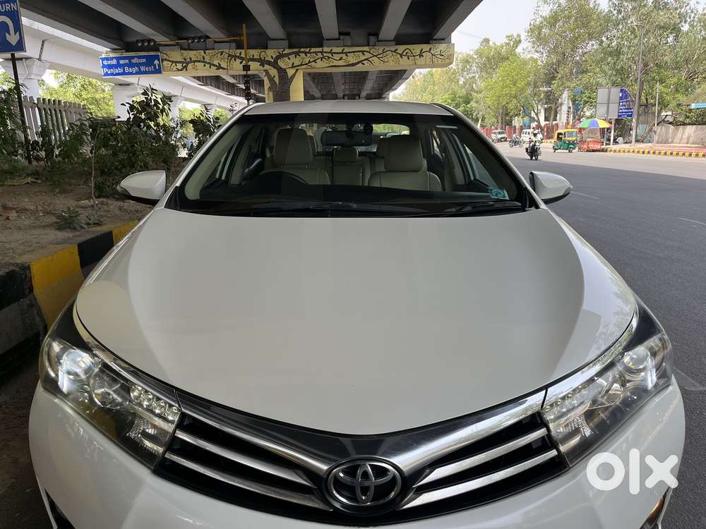 Toyota Corolla Altis 2013-2017 Vl At, 2016, Petrol