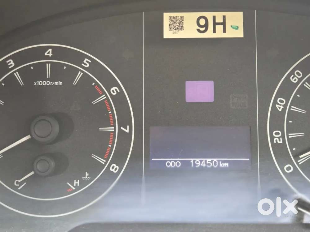 Toyota Innova Crysta [2020-ongoing] 2.7 Gx At 7 Str, 2022, Petrol