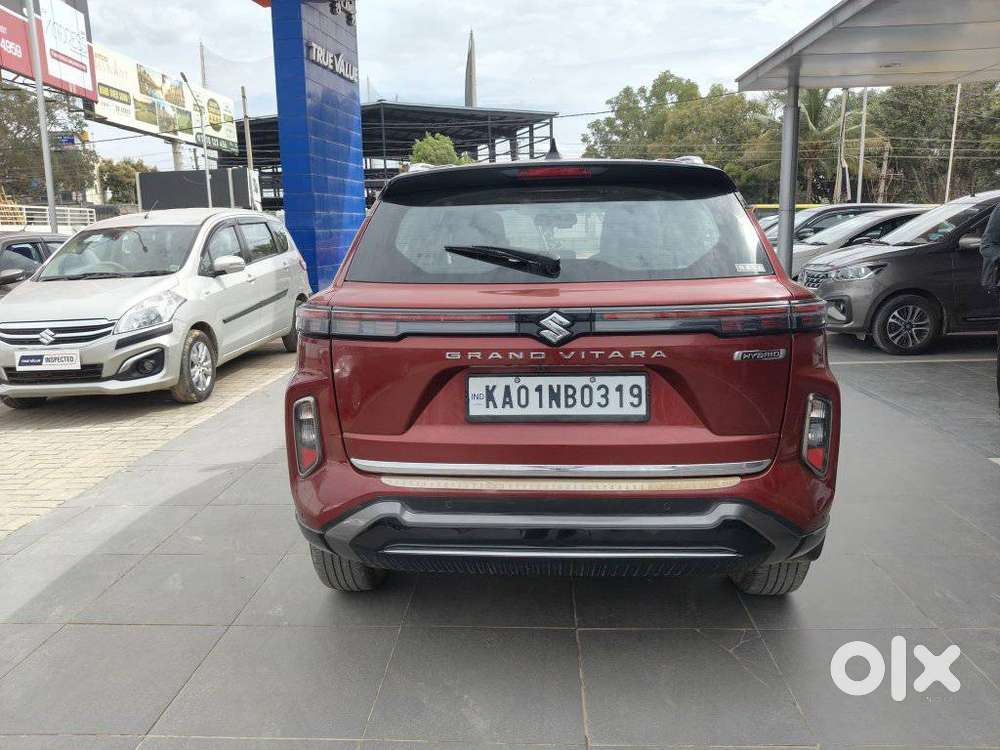Maruti Suzuki Grand Vitara 1.5 Zeta Plus Dual Tone Intelligent Hybri..