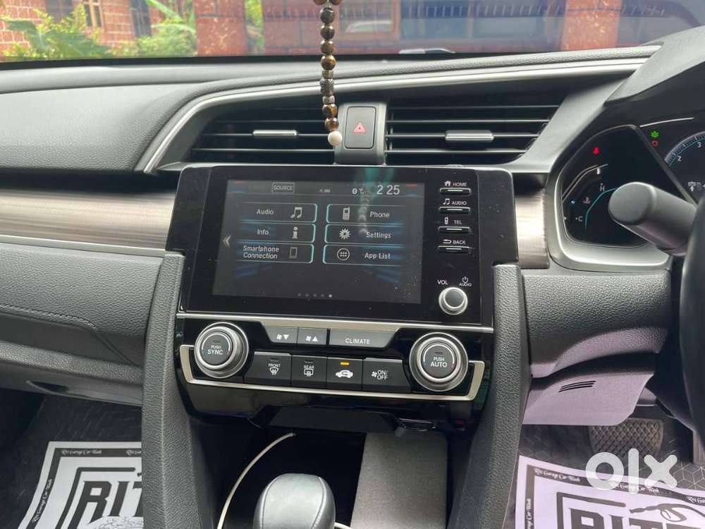 Mint Condition Honda Civic Zx Cvt, Sunroof, Full History, Ernakulam