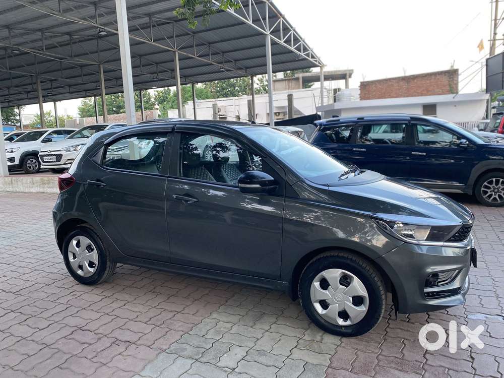 Tata Tiago 1.2 Revotron Xt Rhythm, 2022, Petrol
