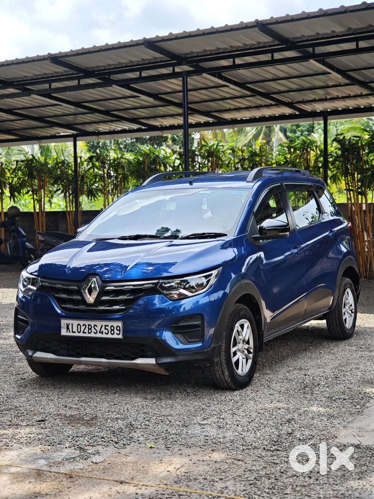 Renault Triber Rxt, 2022, Petrol