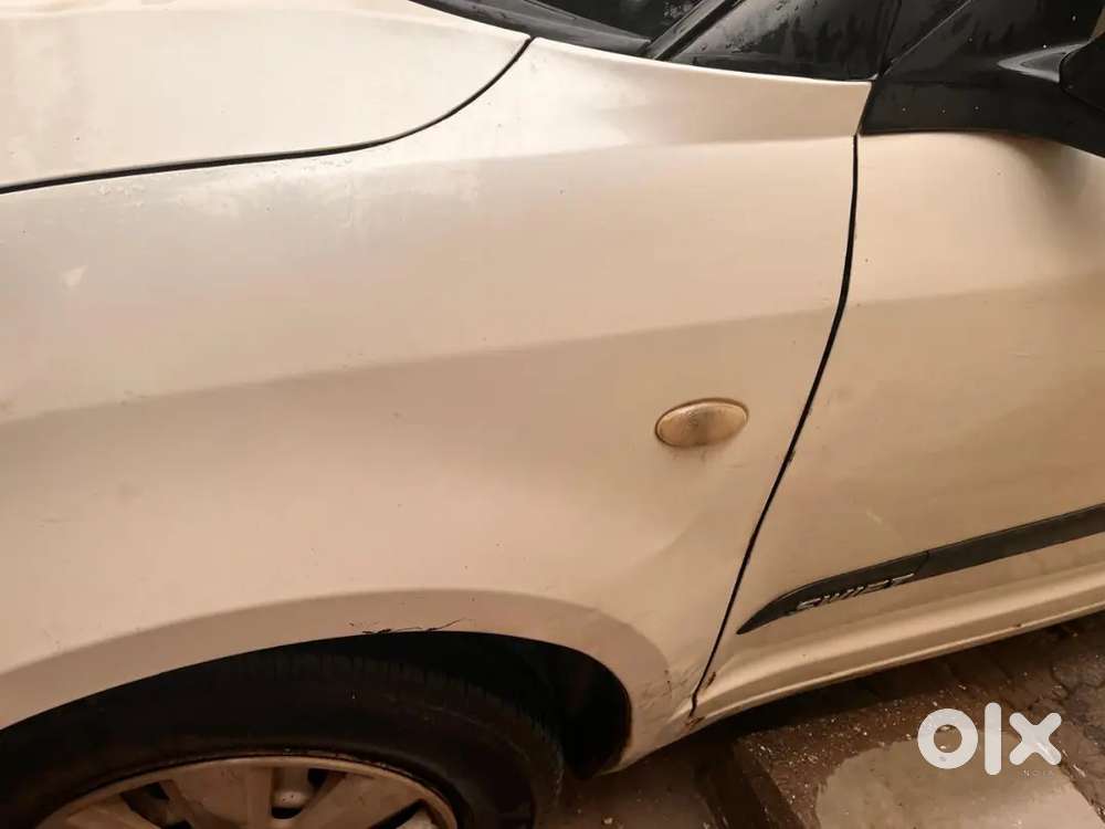 Maruti Suzuki Dzire 2011 Pure Petrol Price Is Negotiable