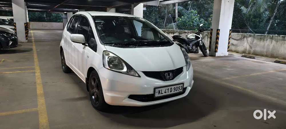 2011 Honda Jazz Full Option  Single Owner  Full Service History