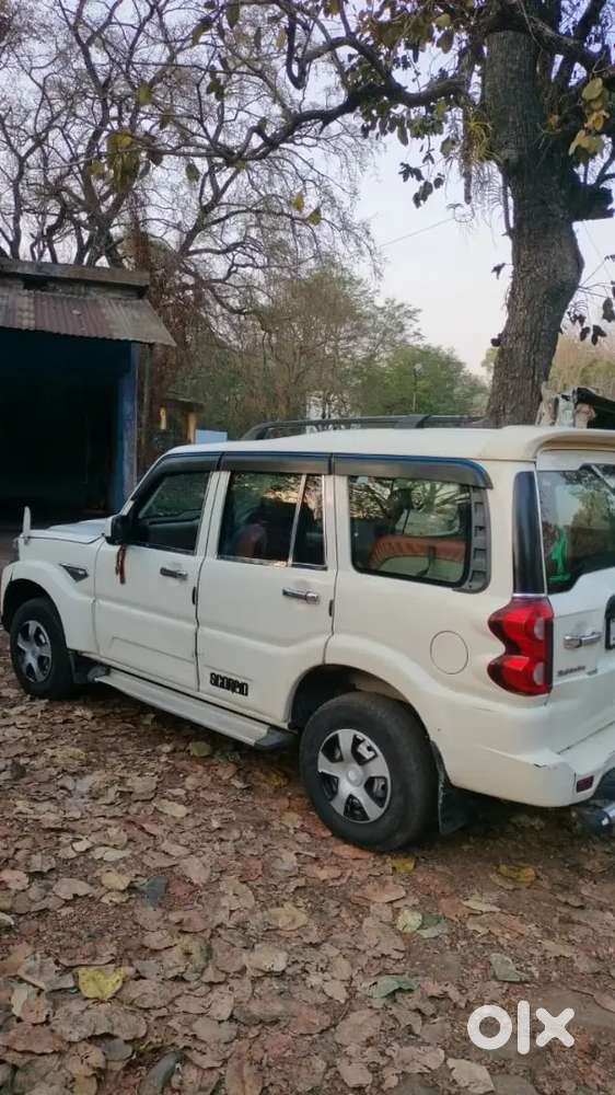 Mahindra Scorpio 2018 Diesel Well Maintained