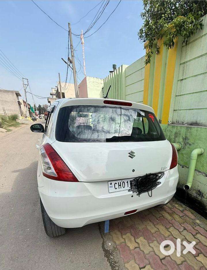 Maruti Suzuki Swift 2012