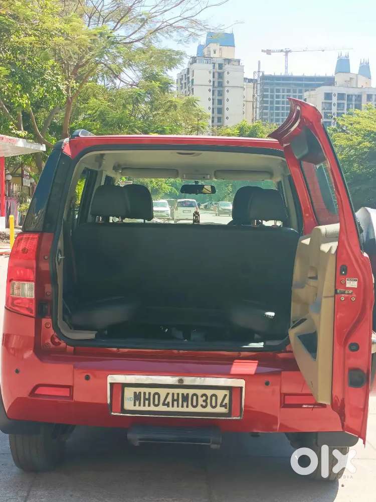 Mahindra Tuv 300 2016 Diesel 65000 Kms Driven