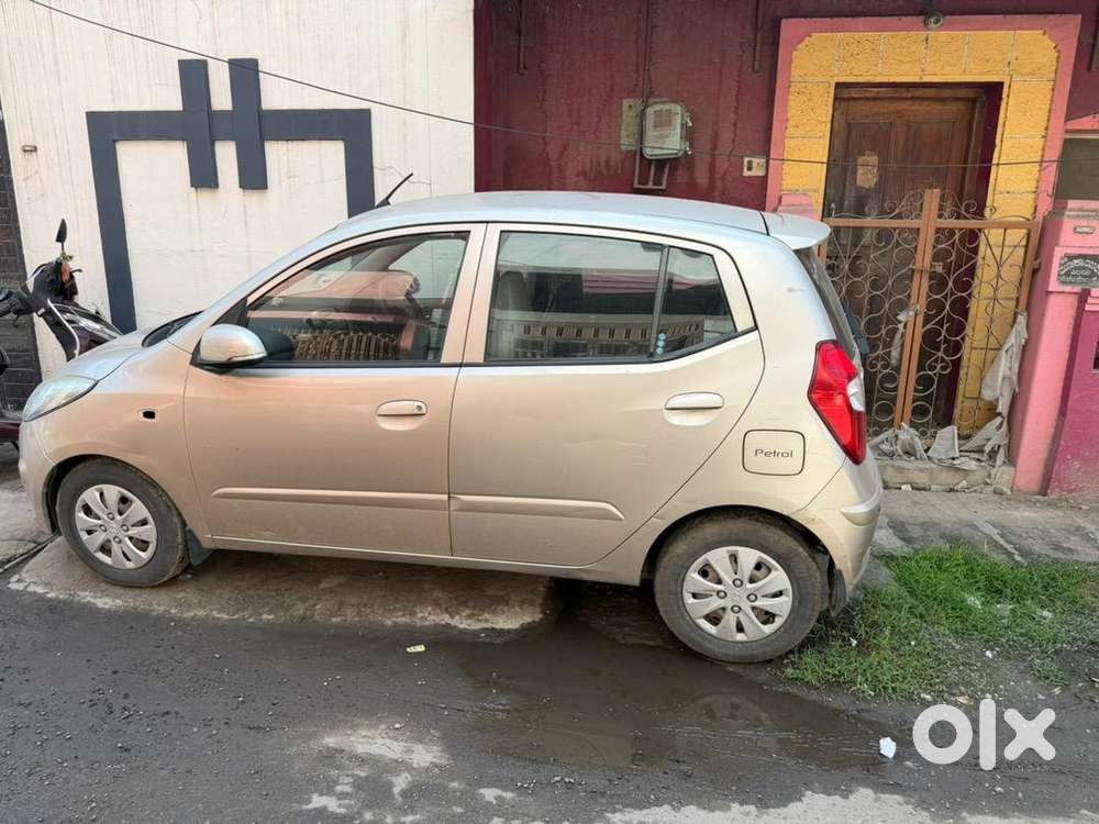 Hyundai I10 Sportz Petrol 2010