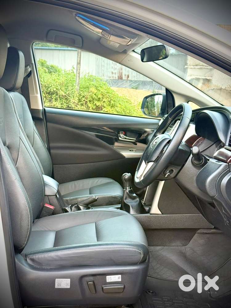 Toyota Innova Crysta 2.4 Z 7 Str, 2025, Diesel