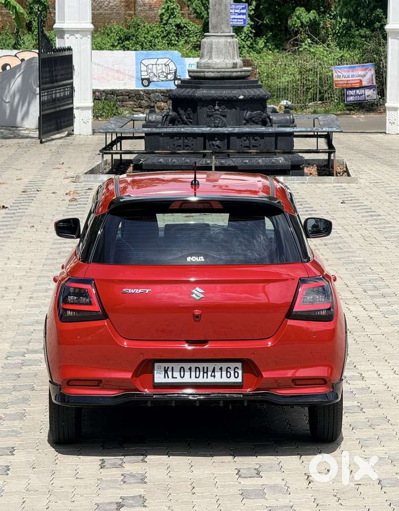 Maruti Suzuki New-gen Swift Vxi, 2025, Petrol