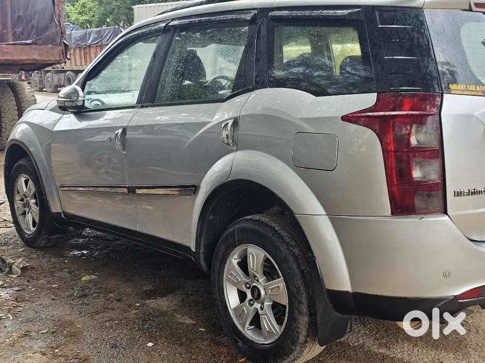 Mahindra Xuv500 W8 2013