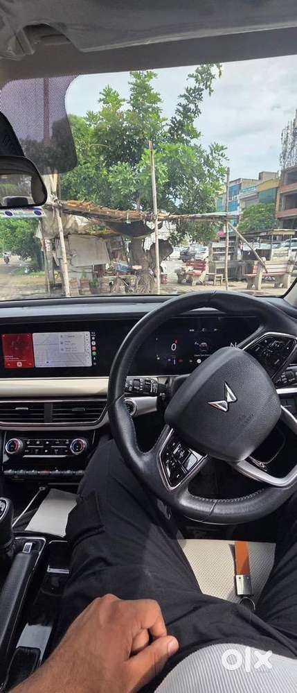 Mahindra Xuv700 2024 Diesel Well Maintained