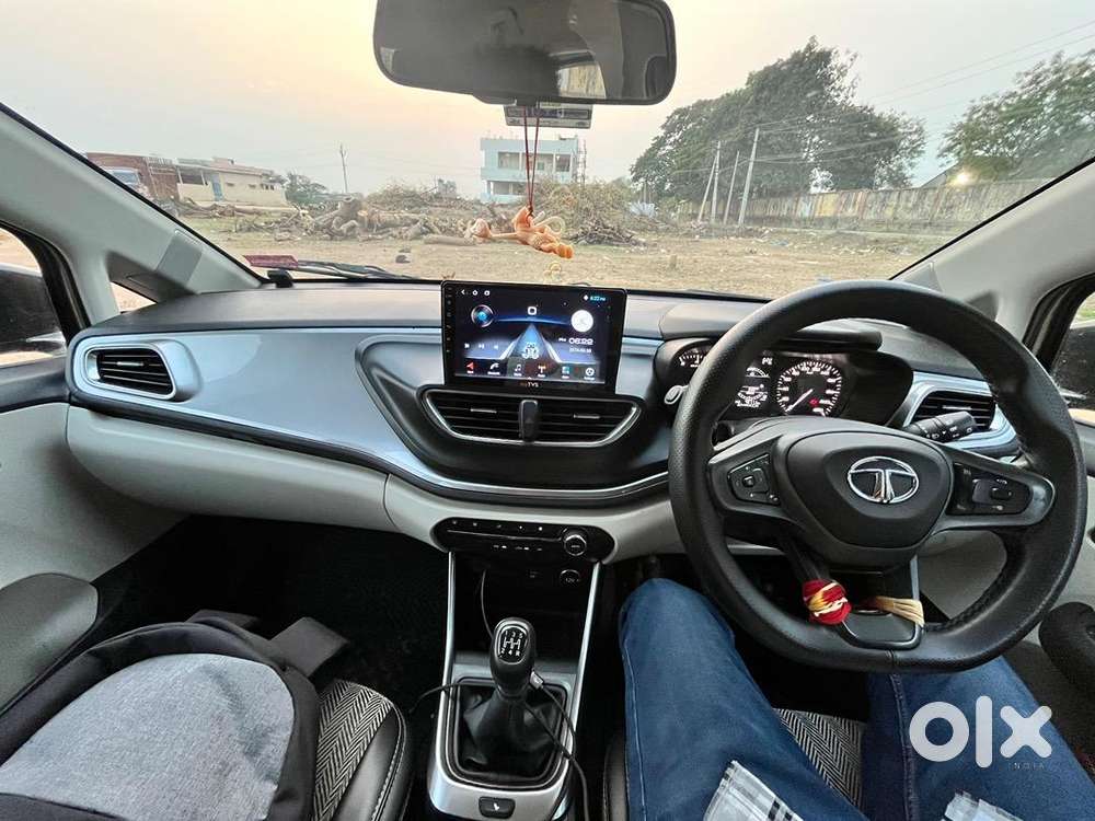 Tata Altroz Petrol Good Condition