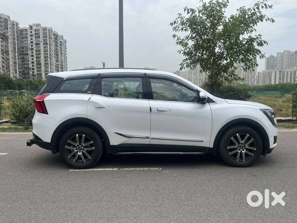 Mahindra Xuv700 2.0 Ax 7 Petrol At Luxury Pack Str, 2023, Petrol