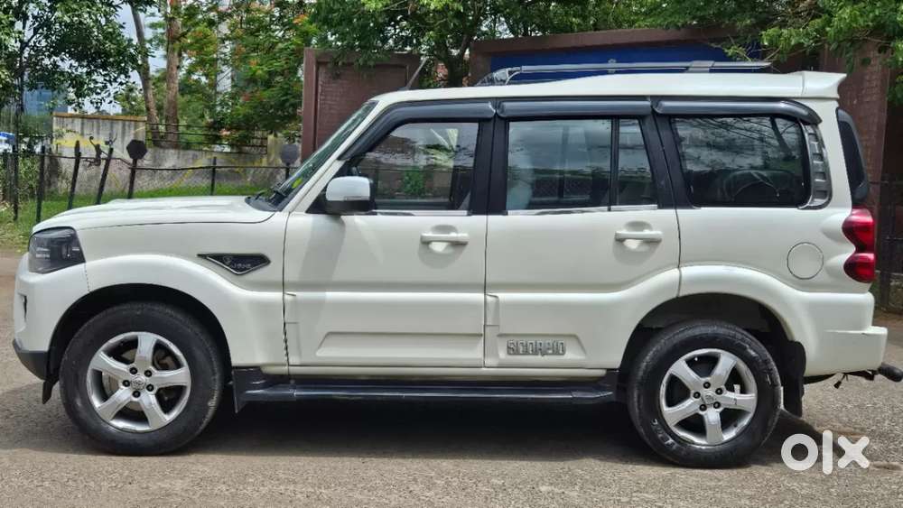 Mahindra Scorpio Classic, 2022, Diesel