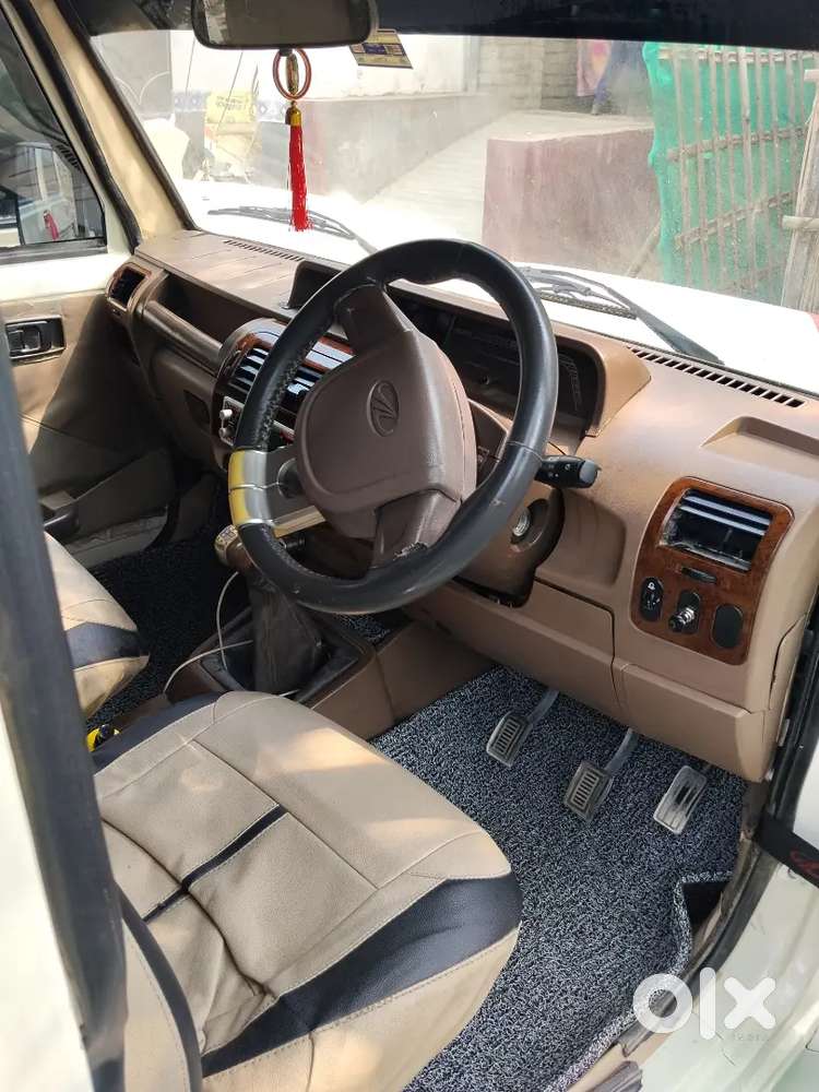 Mahindra Bolero 2012