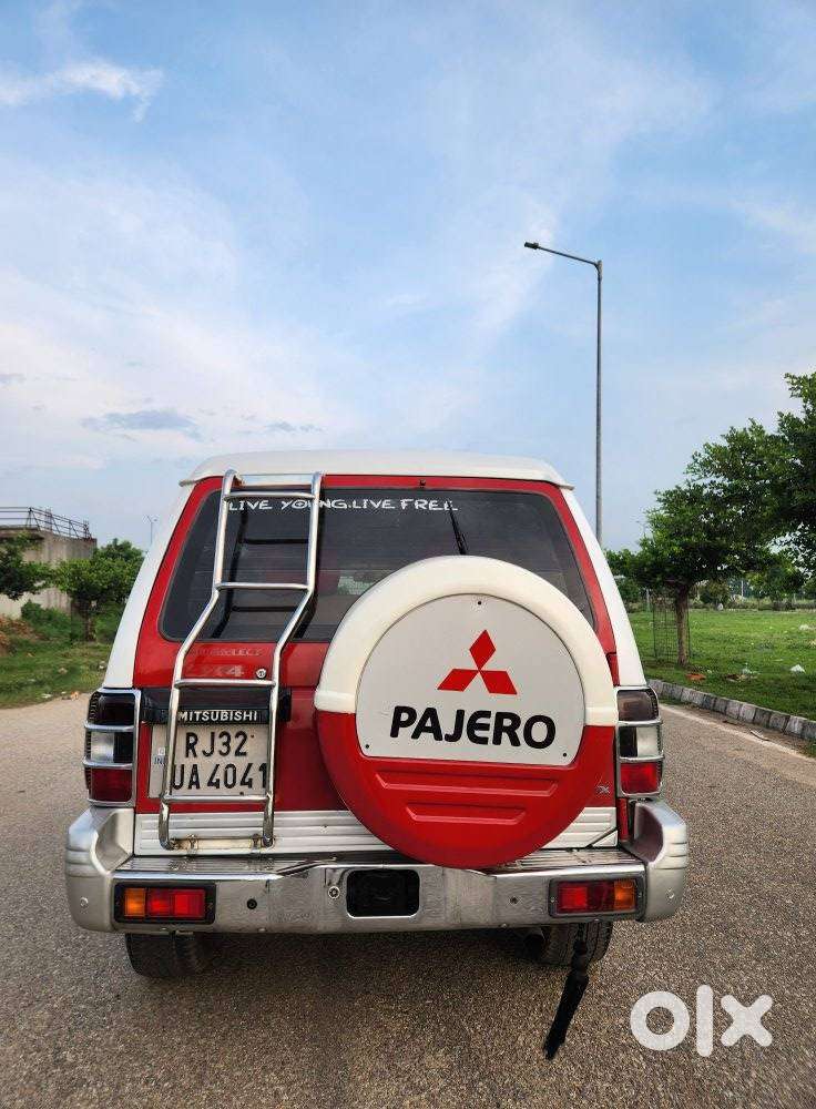Mitsubishi Pajero 2.8 Sfx Bsiv Dual Tone, 2011, Diesel