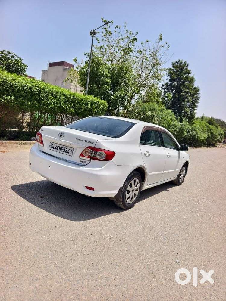 Toyota Corolla Altis, 2011, Petrol