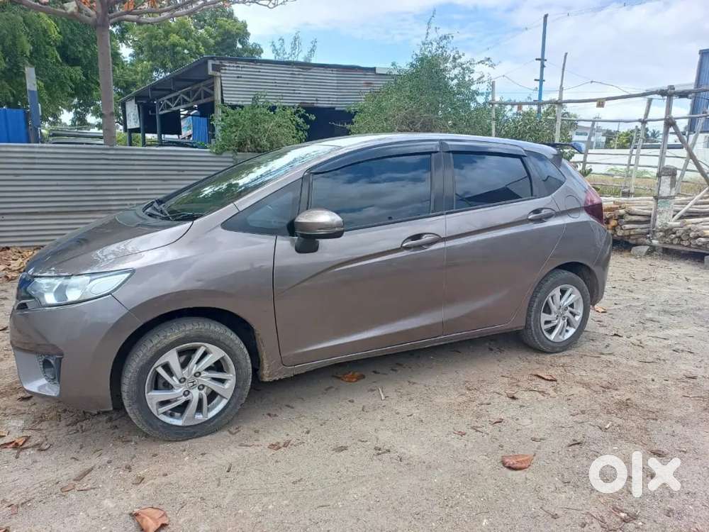 Honda Jazz 2016 Petrol Well Maintained