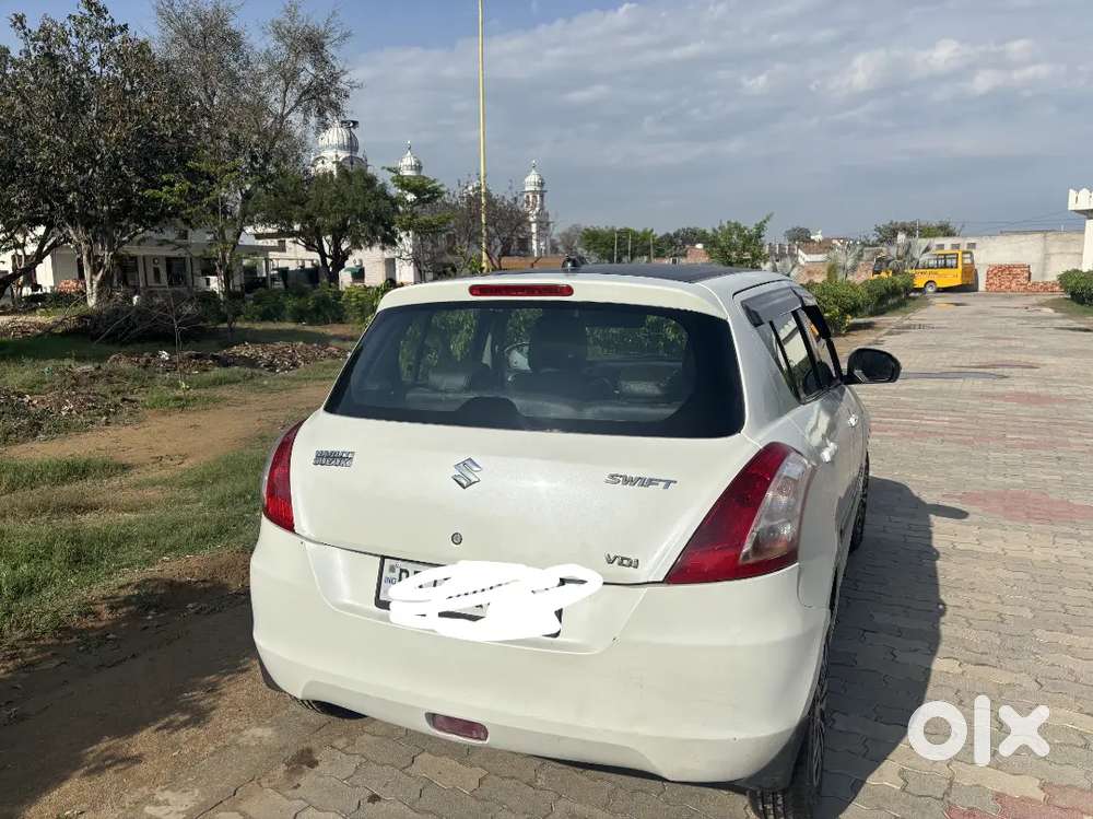 Maruti Suzuki Swift 2015 Diesel 94000 Km Driven New Tyre 4 15 Demand