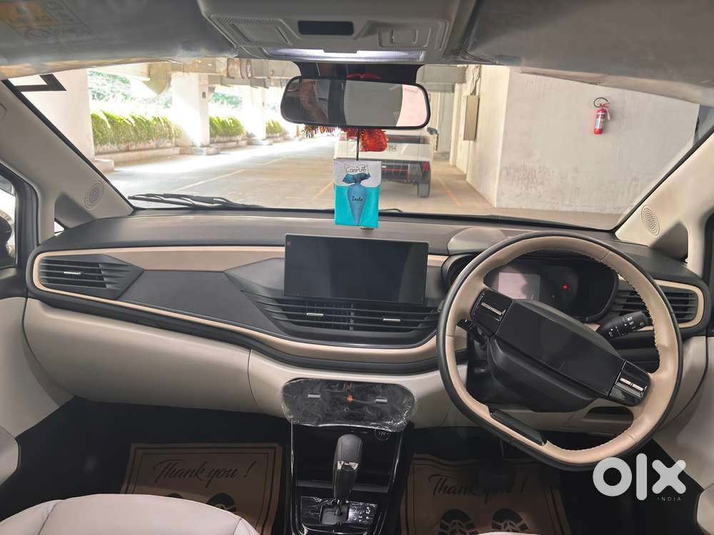 Tata Altroz Creative Amt 1.2l Revotron 2025