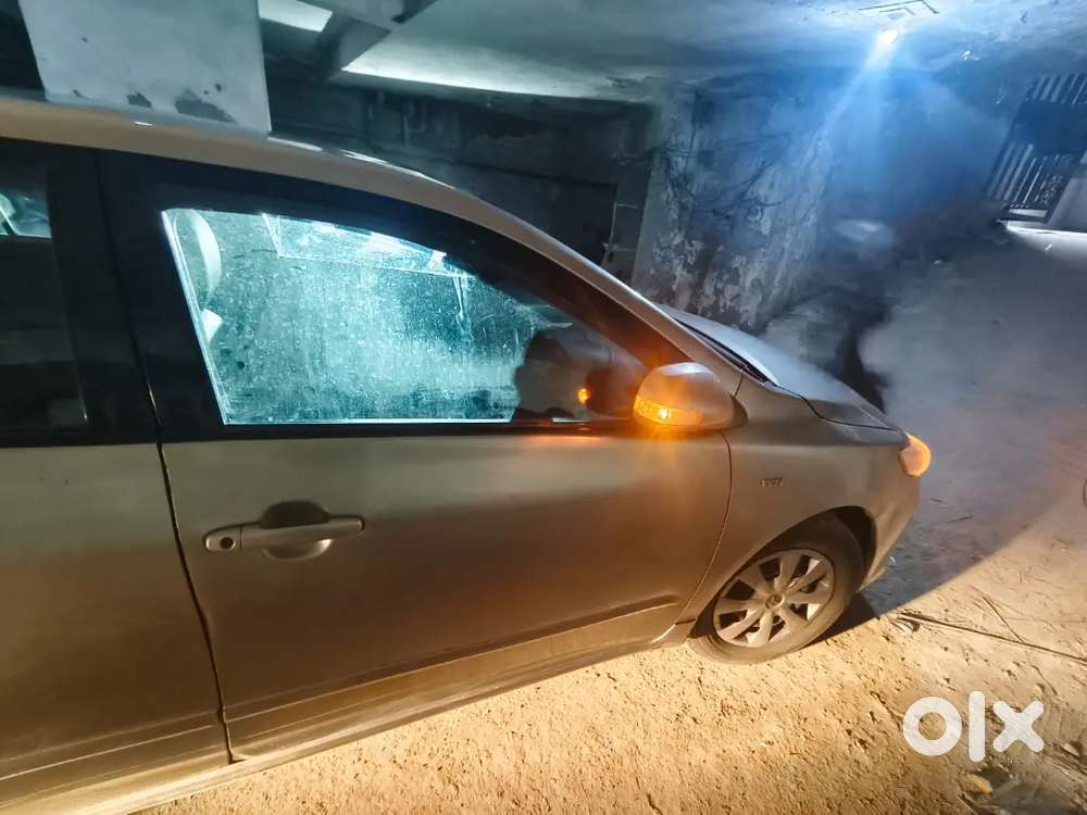 Toyota Corolla Altis 2012 Petrol Well Maintained