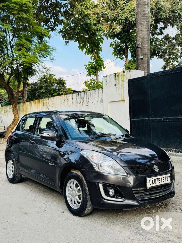 Maruti Suzuki Swift Vxi + Manual, 2017, Petrol