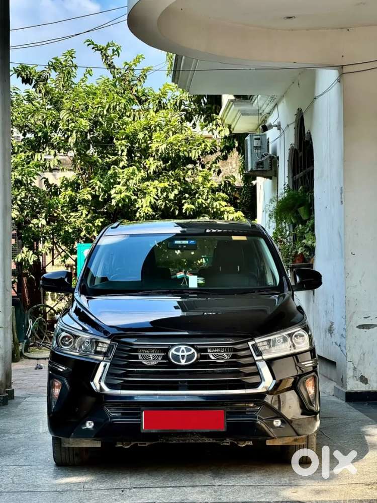Toyota Innova Crysta [2020-ongoing] 2.4 Vx 7 Str, 2022, Diesel