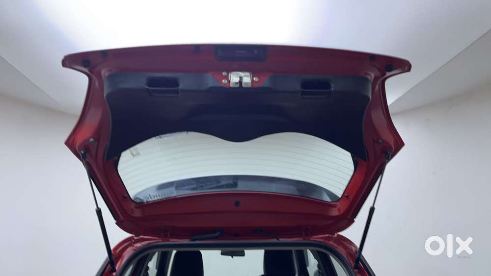 Maruti Suzuki Swift 1.3 Zxi, 2023, Petrol