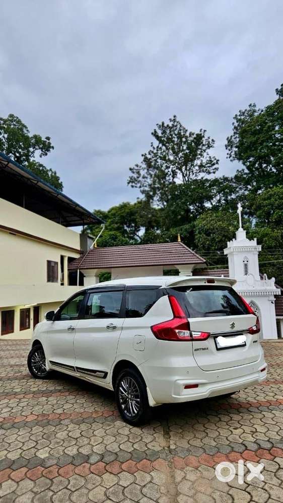 Maruti Suzuki Ertiga Zxi, 2022, Petrol