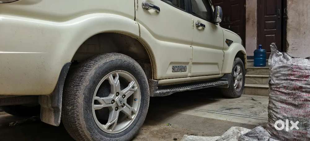 Mahindra Scorpio Diesel 2017