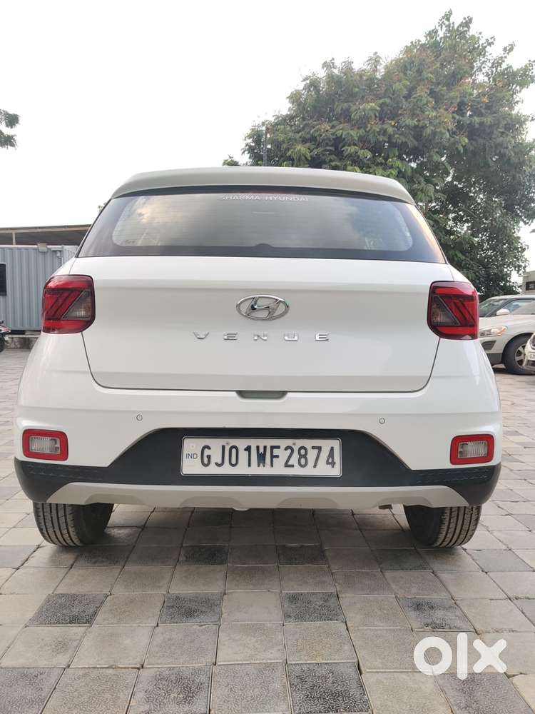 Hyundai Venue S 1.2 Petrol, 2022, Petrol