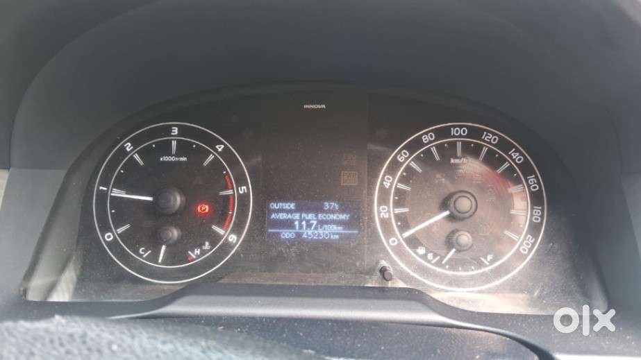 Toyota Innova Crysta 2.4 G Mt 7 Str, 2016, Diesel