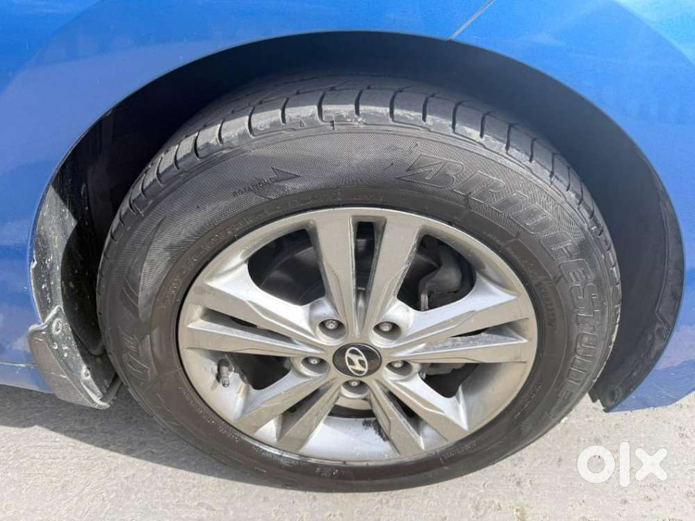Hyundai Elantra 1.6 S, 2017, Petrol