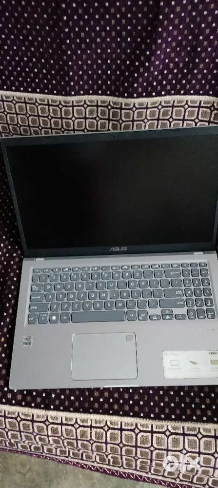 ASUS VivoBook 15 (i3 10th Gen 8GB 512GB SSD Win 11) good