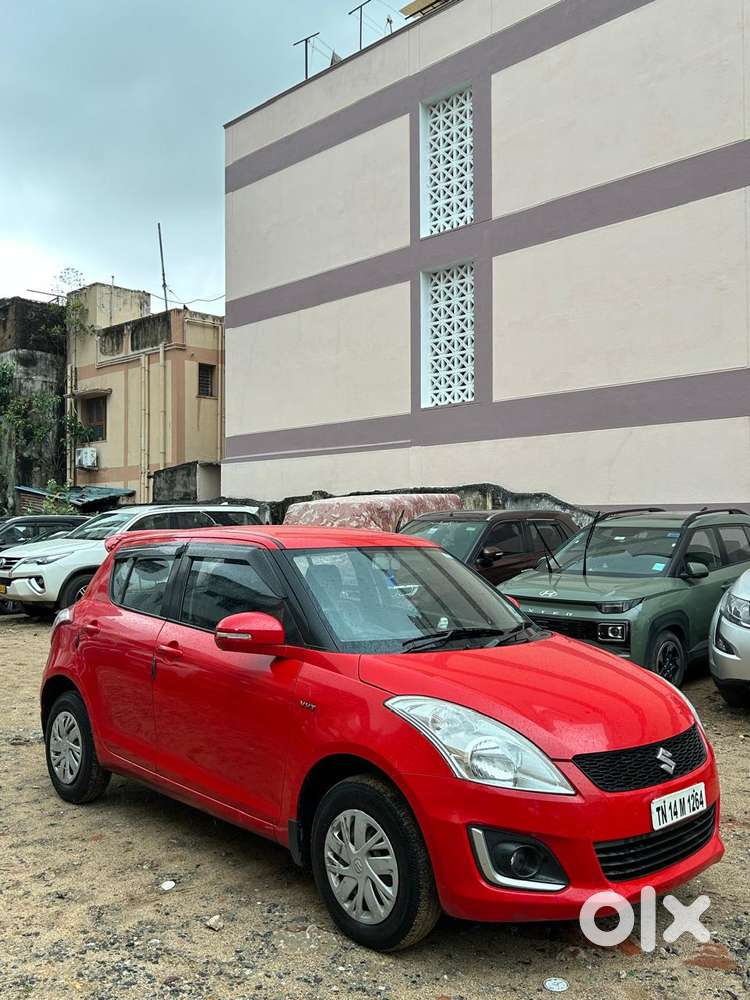 Maruti Suzuki Swift Vxi + Manual, 2017, Petrol