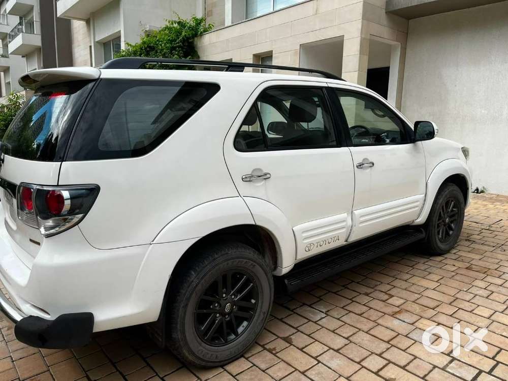 Toyota Fortuner 3.0 At 2016  1.10l Km  Excellent Condition