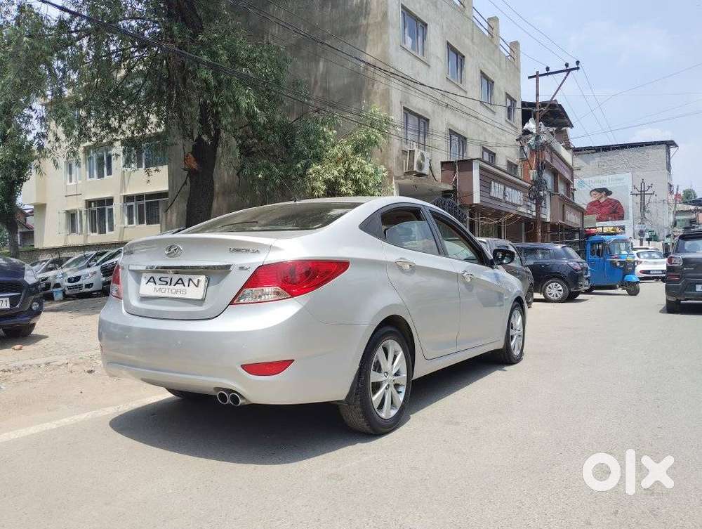Hyundai Verna 1.6 Sx Vtvt (o), 2011, Petrol
