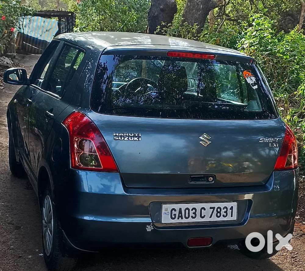 Swift Lxi Maruti 2009