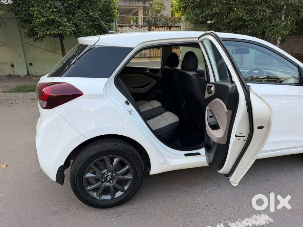 Hyundai I20 Sportz Plus, 2020, Petrol