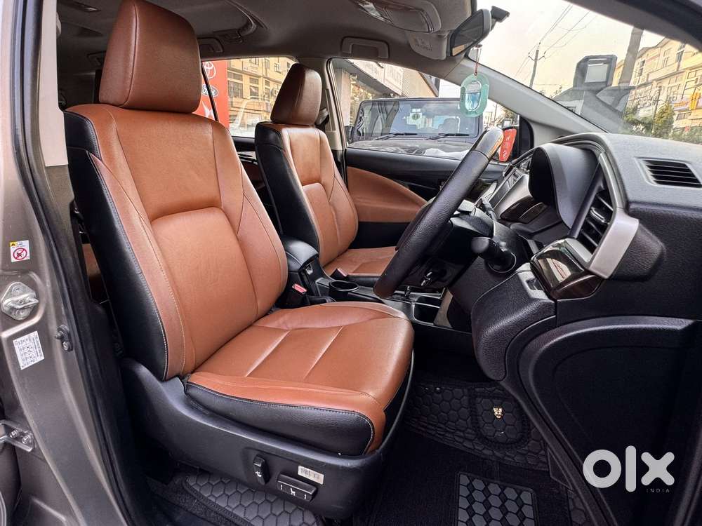 Toyota Innova Crysta 2.8 Zx At 7 Seater, 2018, Diesel