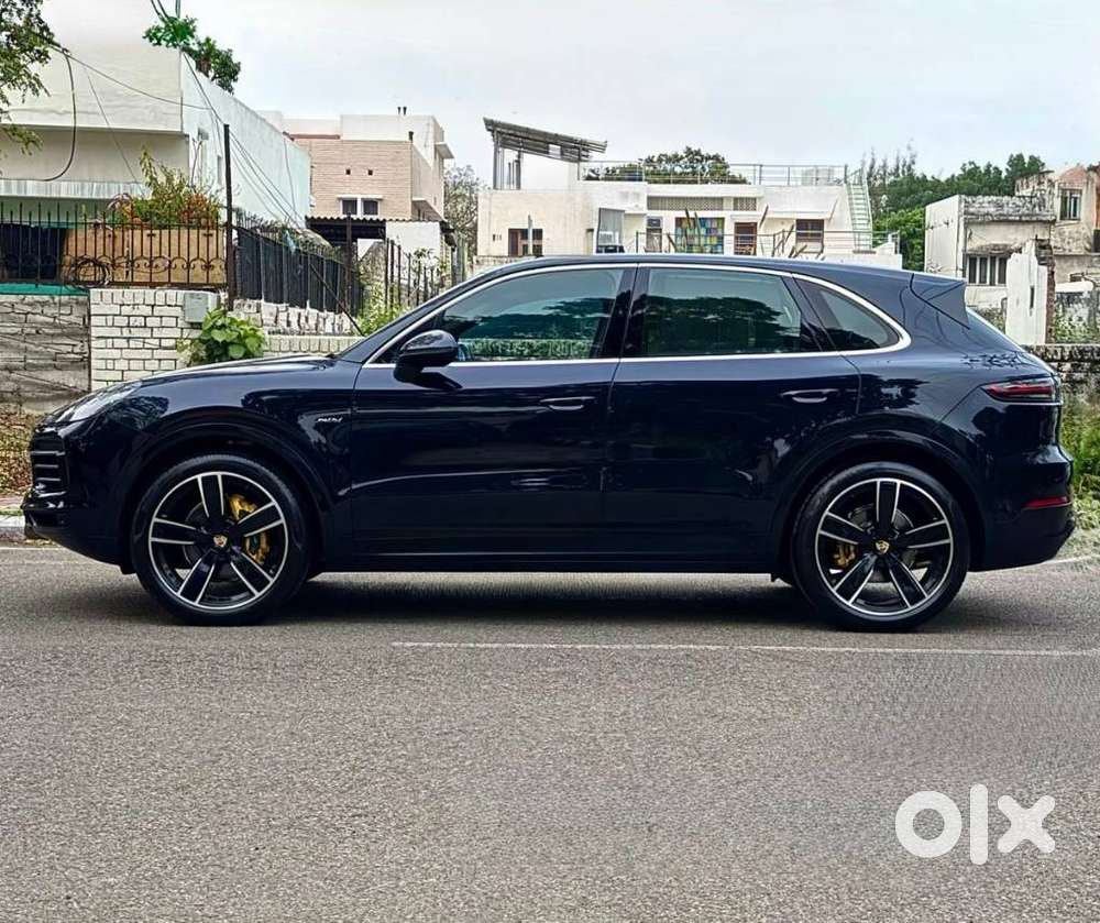 Porsche Cayenne Tiptronic, 2019, Petrol