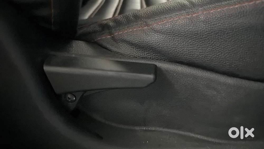 Tata Tiago 1.2 Revotron Xt, 2016, Petrol
